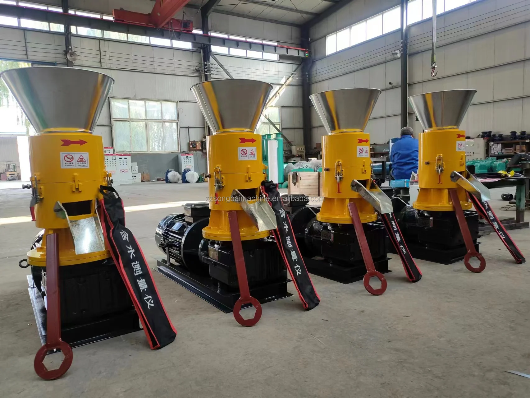 Pellet Machinery, Crusher, Mixer, Cooler, Packing MachineFlat Die Pellet Machine