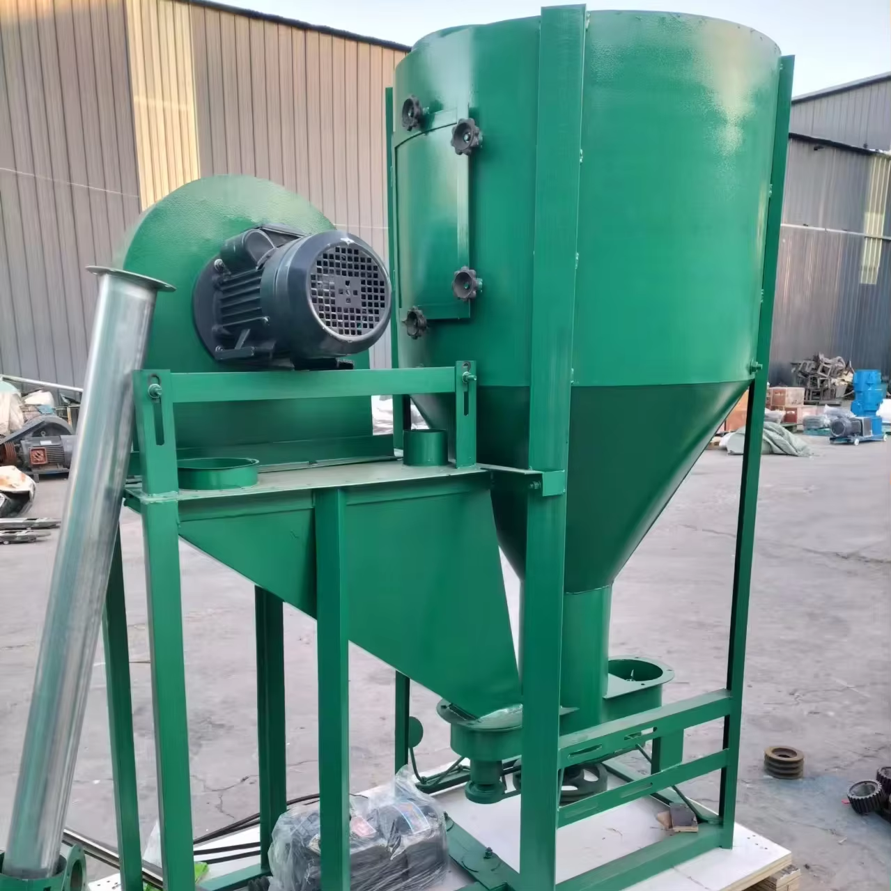 Pellet Machinery, Crusher, Mixer, Cooler, Packing MachineFeed Mixing Machine