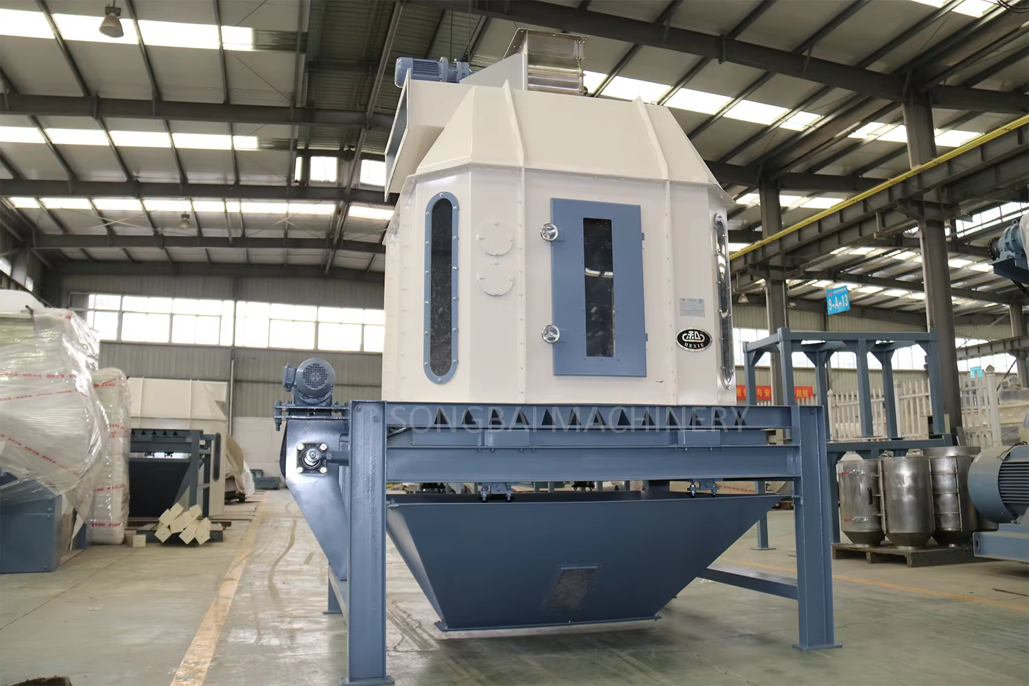 Pellet Machinery, Crusher, Mixer, Cooler, Packing MachinePellet Cooler